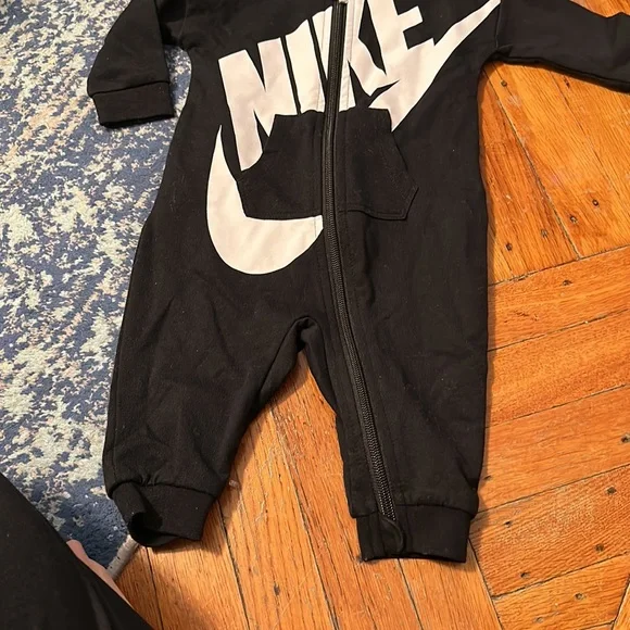 Nike baby one piece size 6m - Picture 2 of 3
